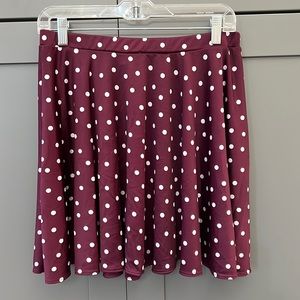 NWOT {Star Vixen}Sz M Plum w/White Polka Dots Skater Skirt